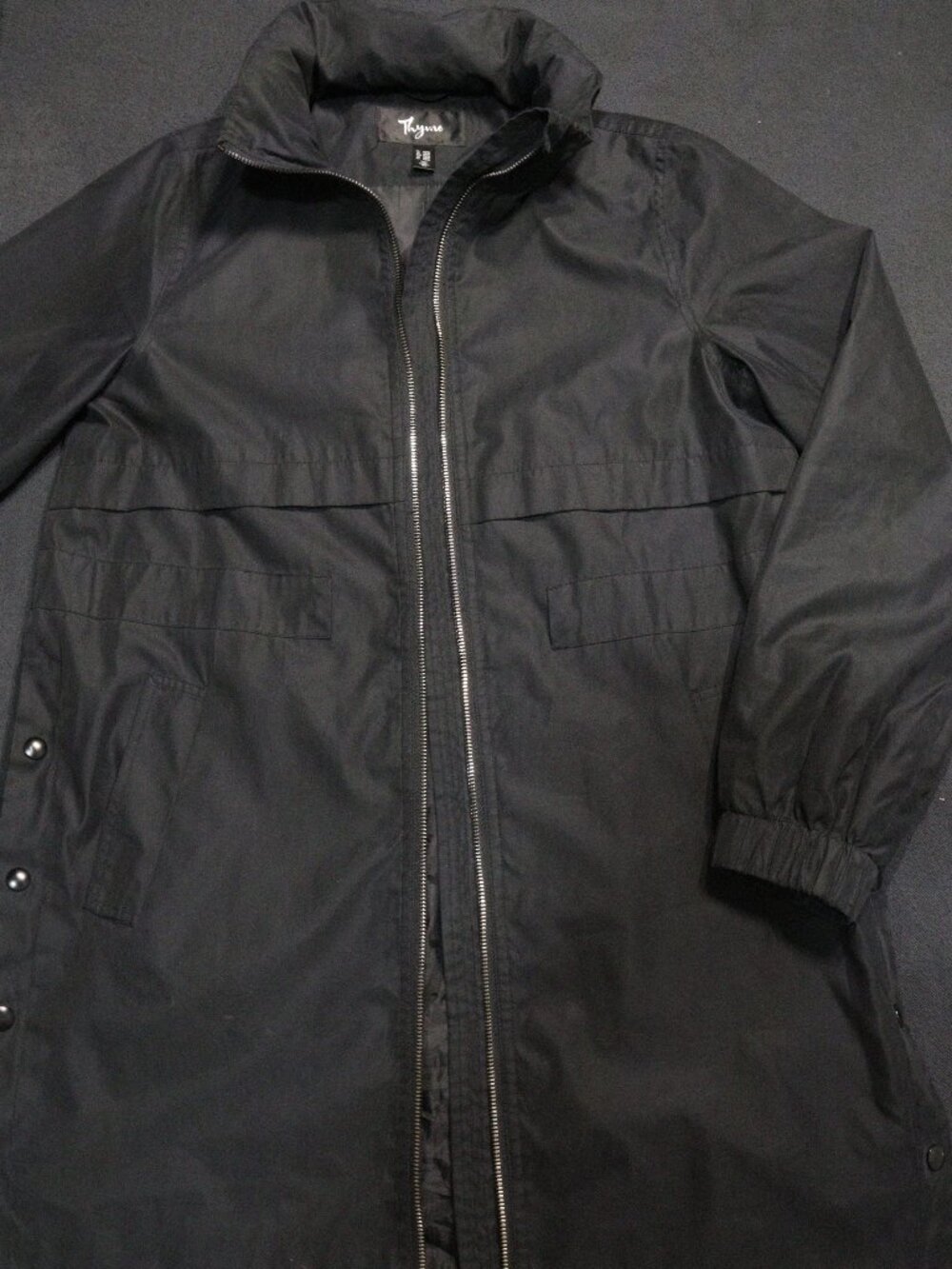 Thyme Maternity Black Hooded Raincoat Size XS Like New